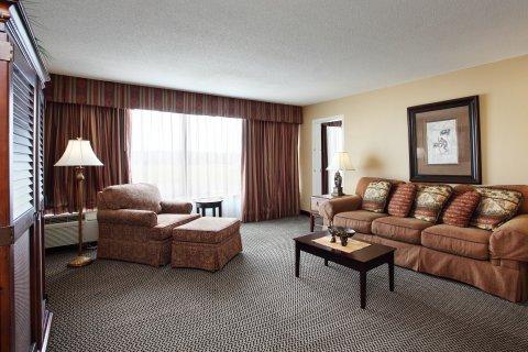 West - Cedar Bluff By Ihg Hotel 3*