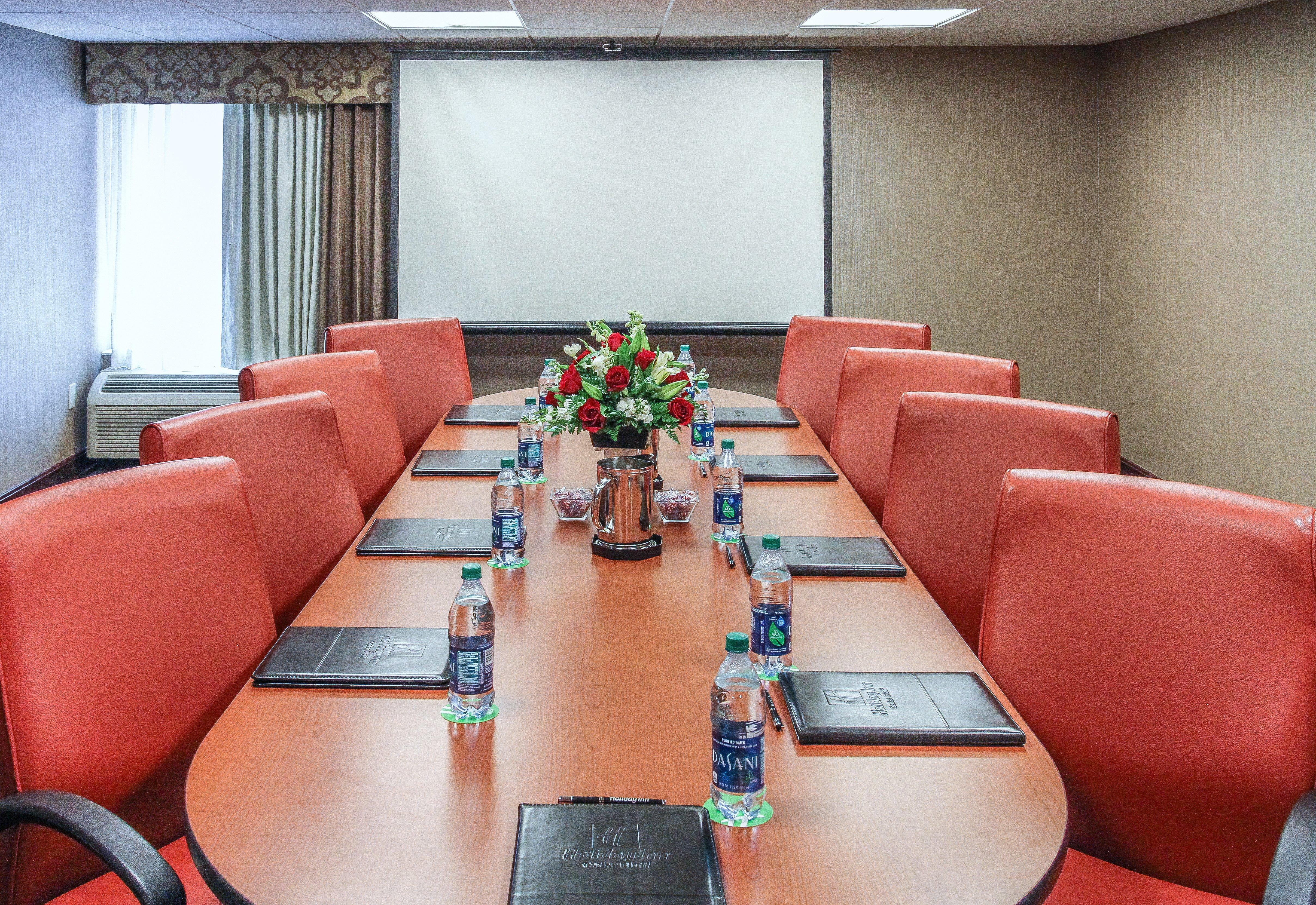 West - Cedar Bluff By Ihg