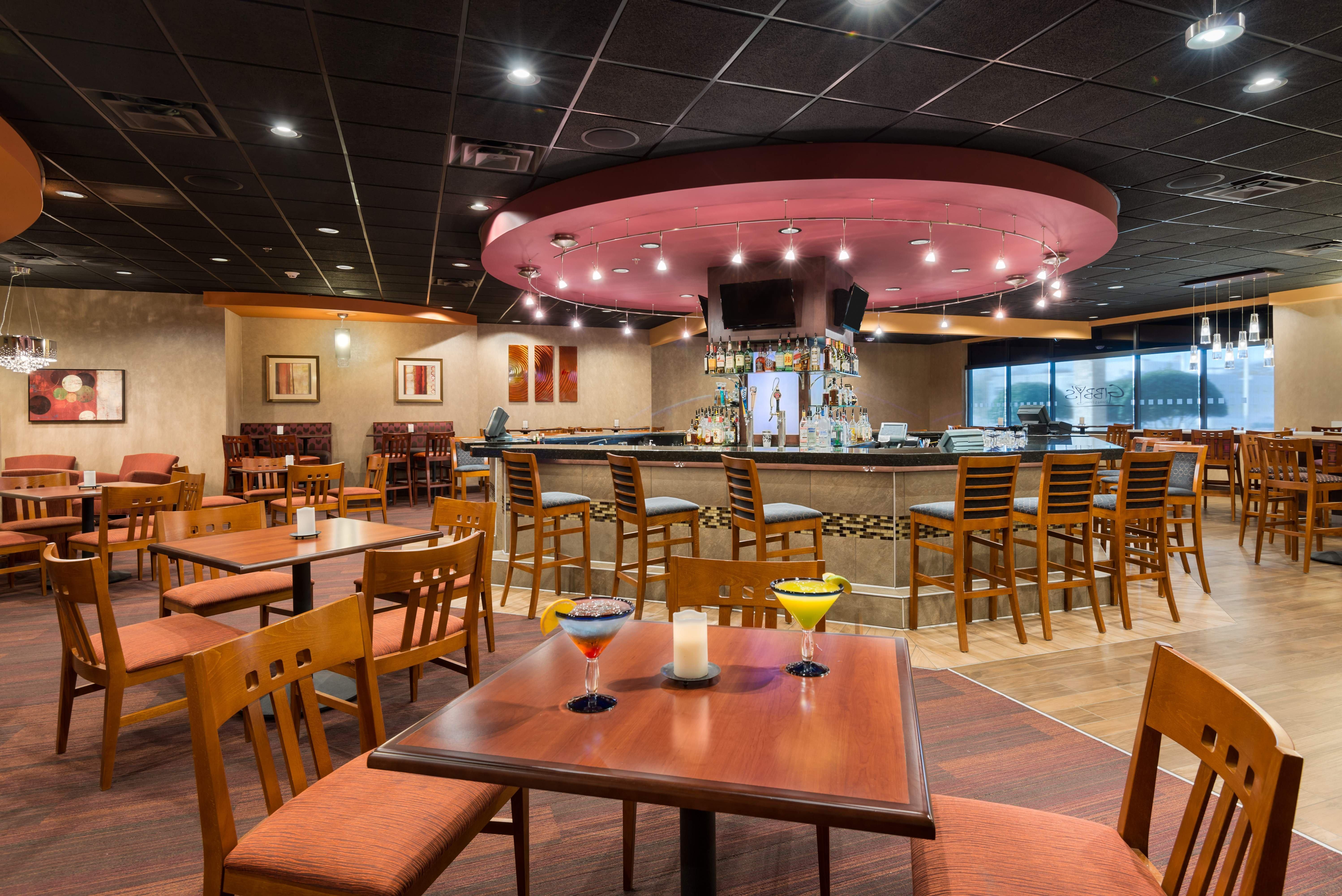 West - Cedar Bluff By Ihg Hotel 3*