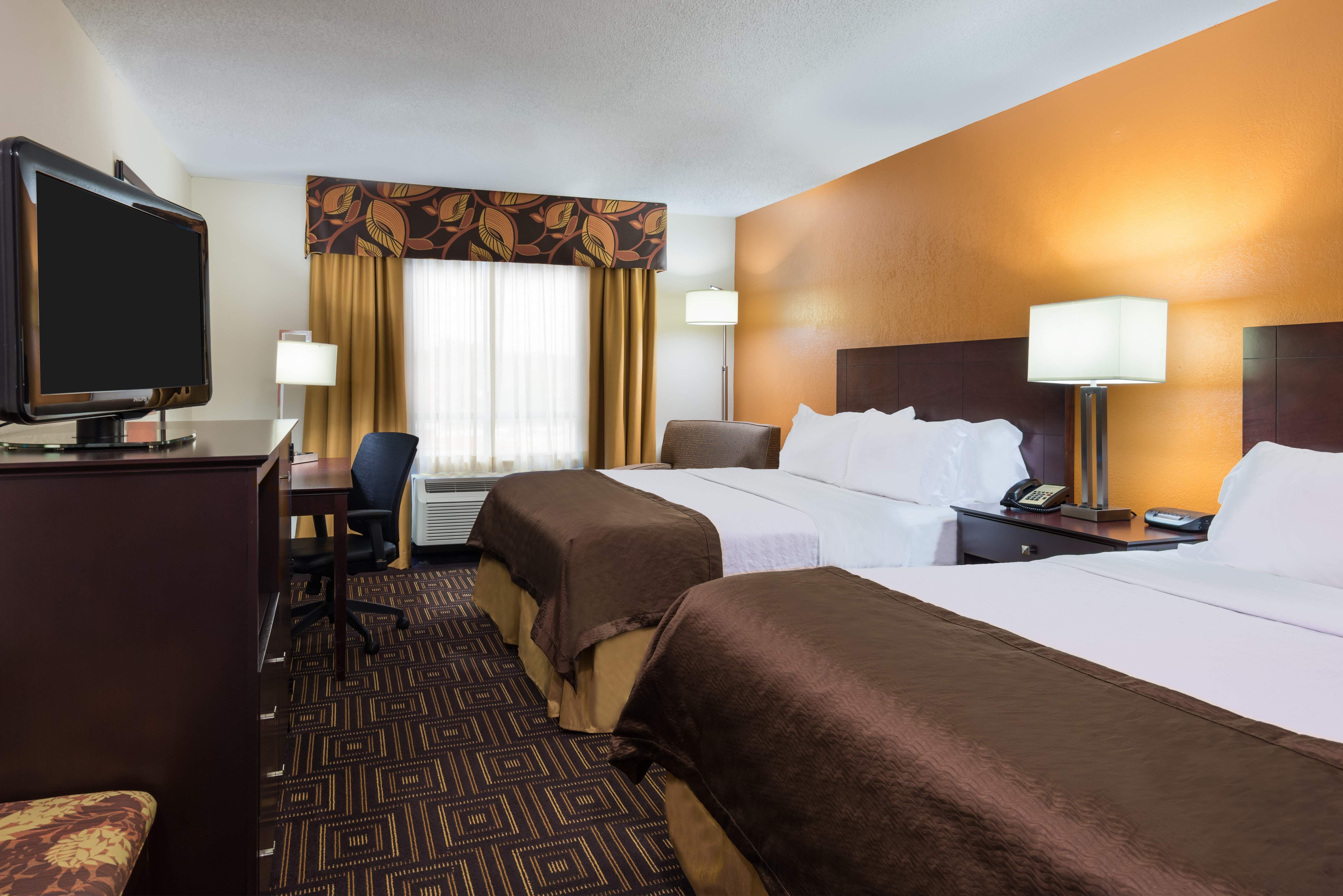 West - Cedar Bluff By Ihg Hotel 3*