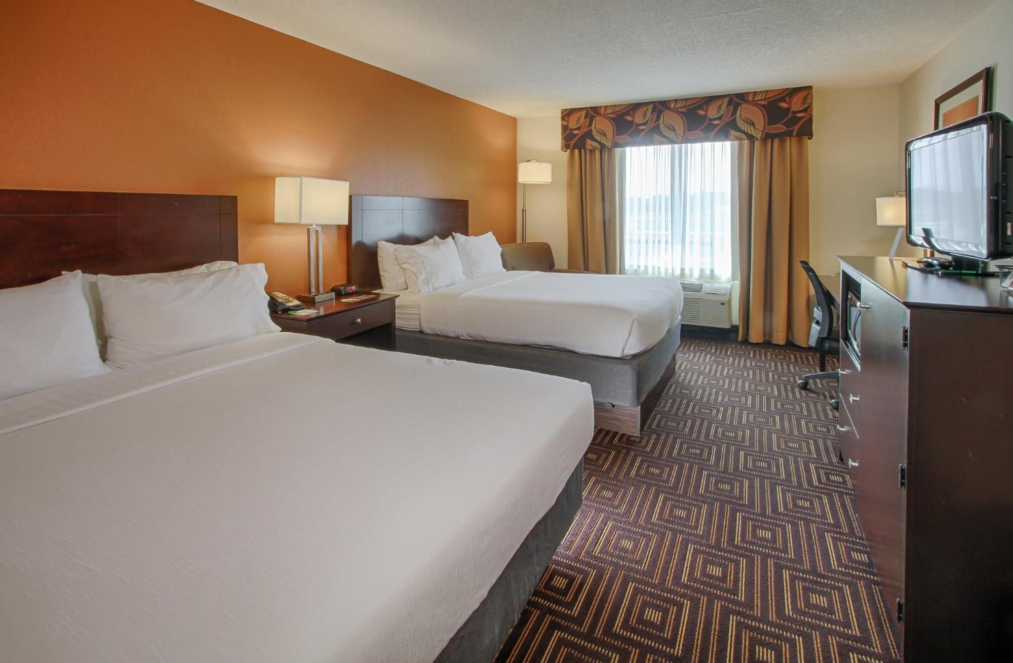 West - Cedar Bluff By Ihg Hotel 3*