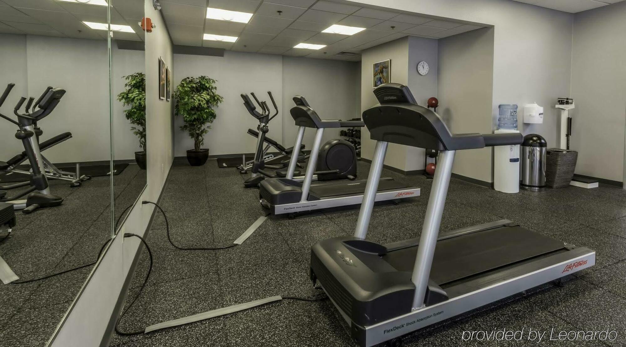 Hotel West - Cedar Bluff By Ihg