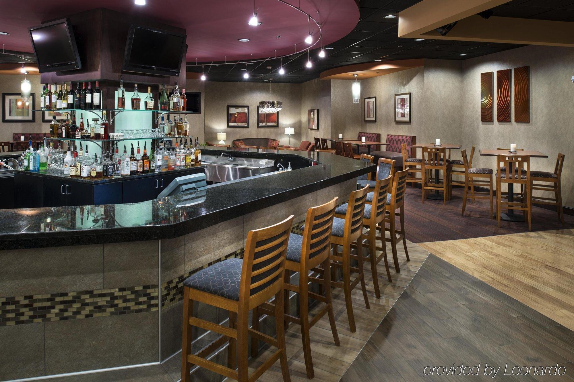 Hotel West - Cedar Bluff By Ihg