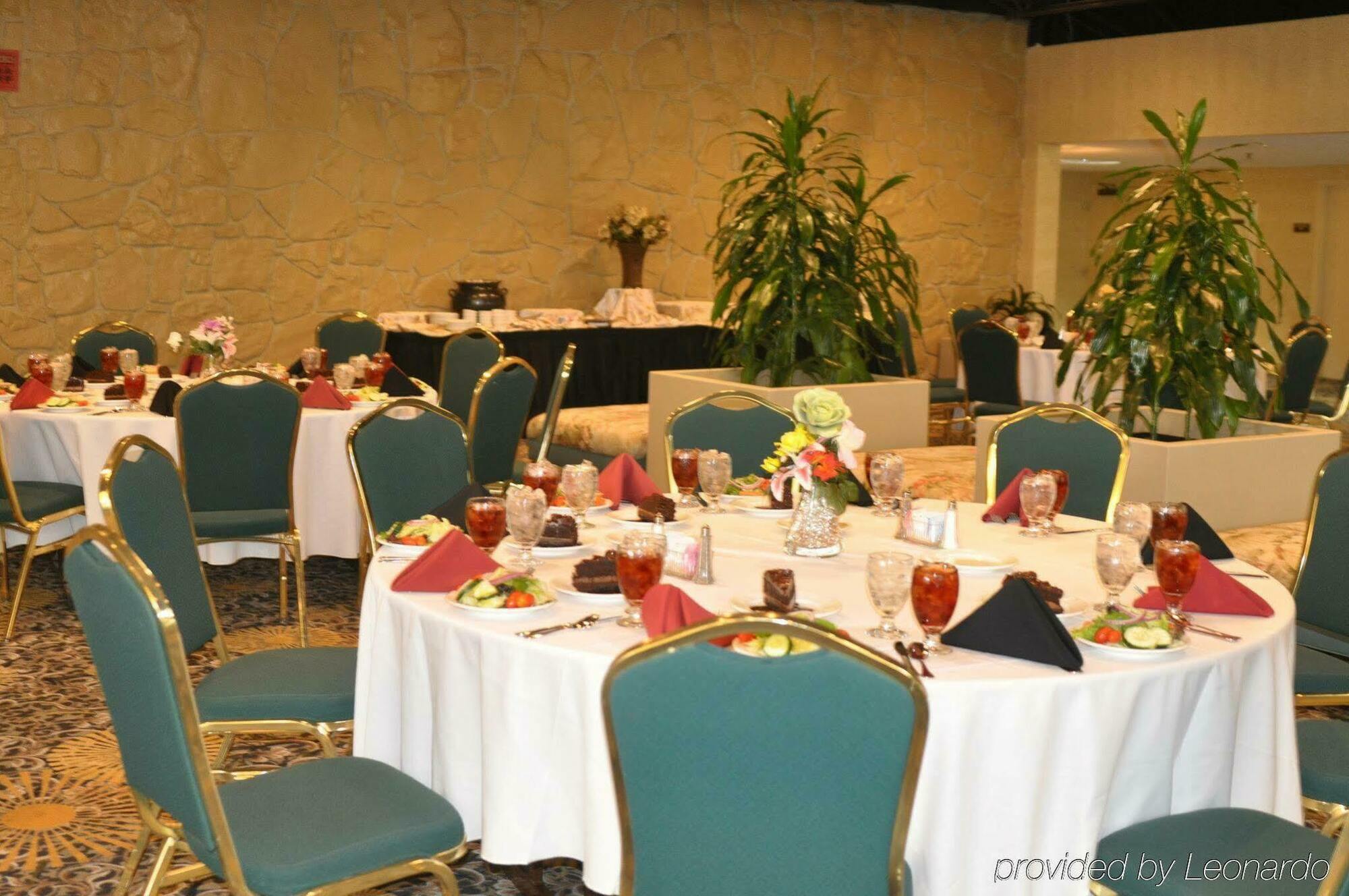 Hotel West - Cedar Bluff By Ihg Knoxville